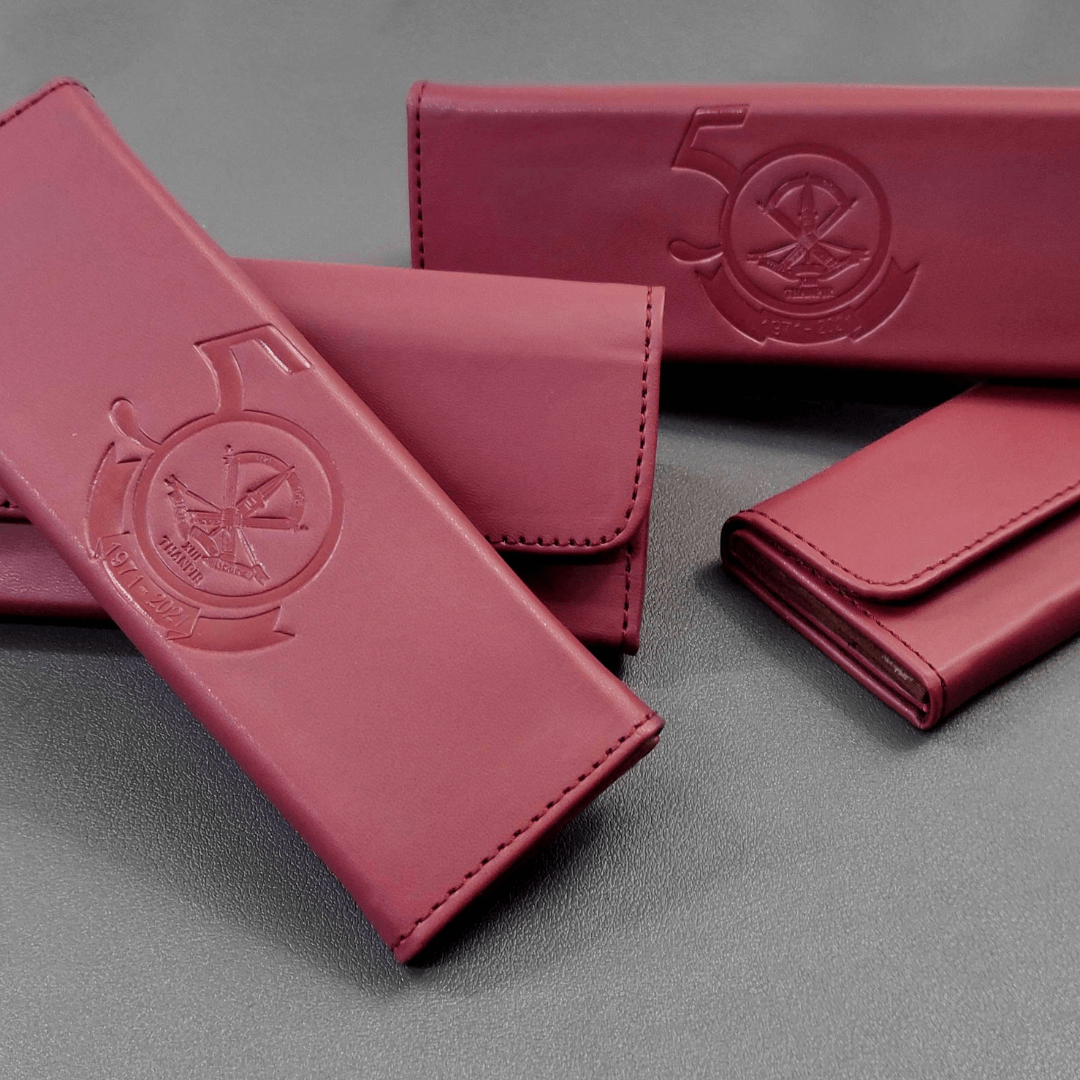 collapsible-magnetic-spectacle-case-vegan-leather-foldable-5