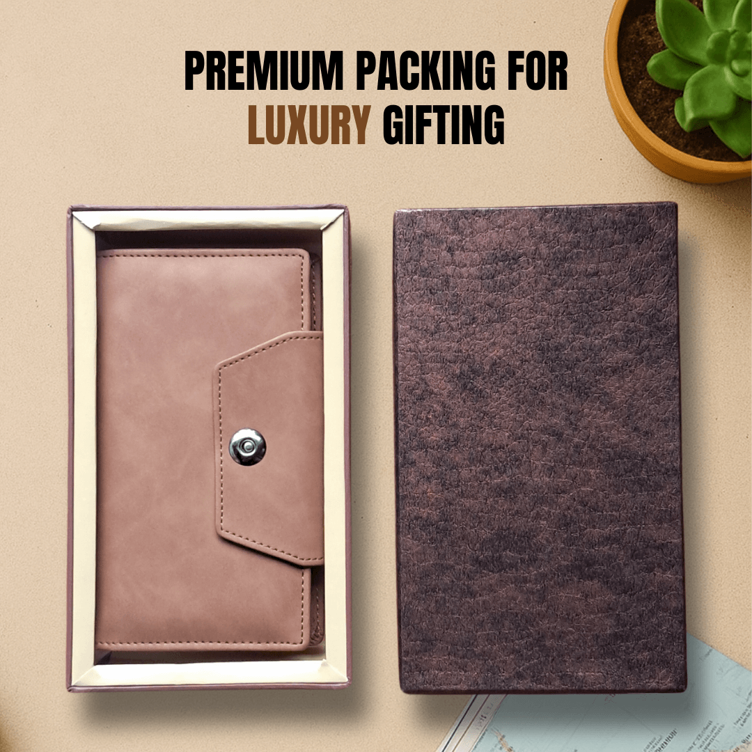 Daily-Travel-Wallet-in-Vegan-Leather-4