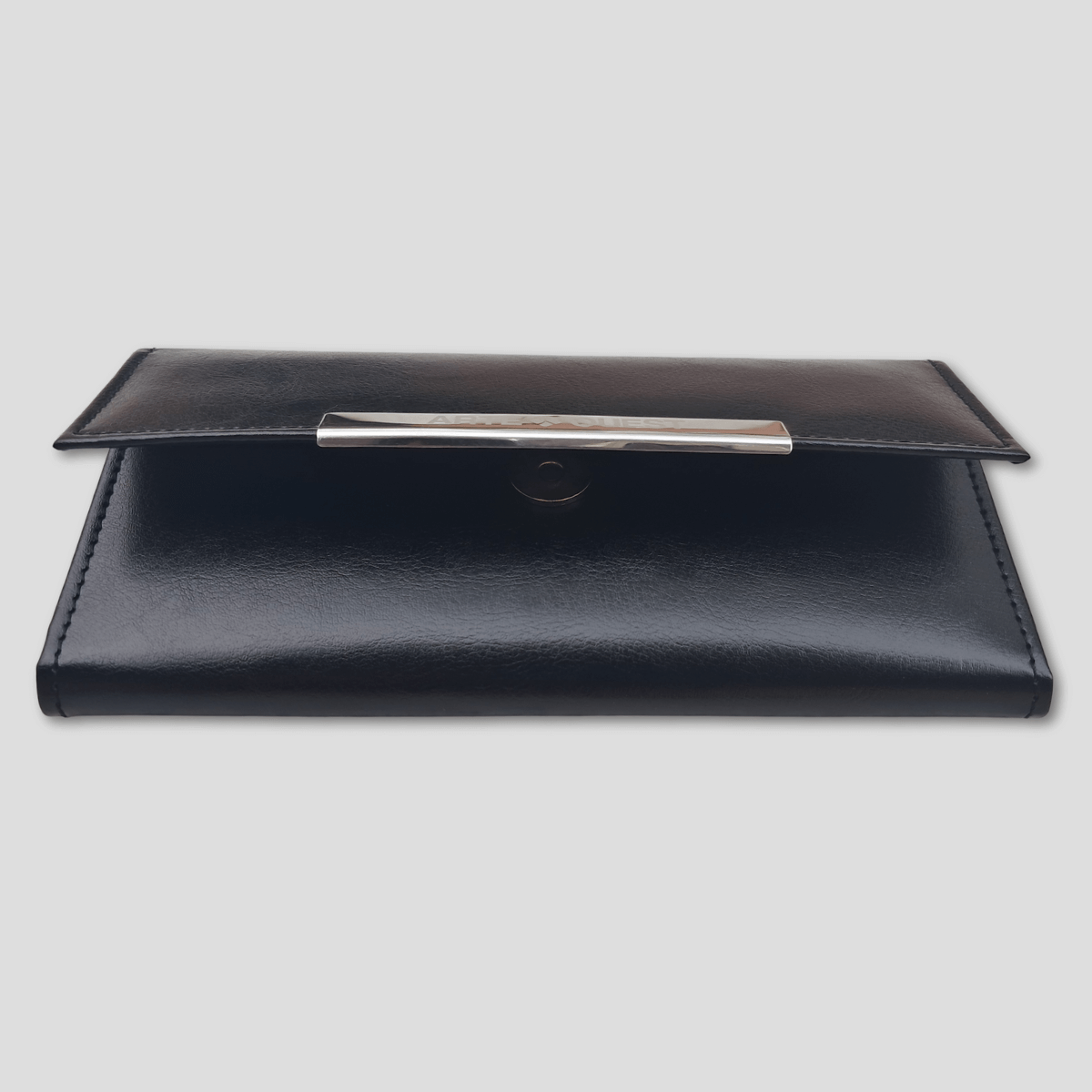 Quest-Tri-Fold-Daily-Travel-Wallet-2