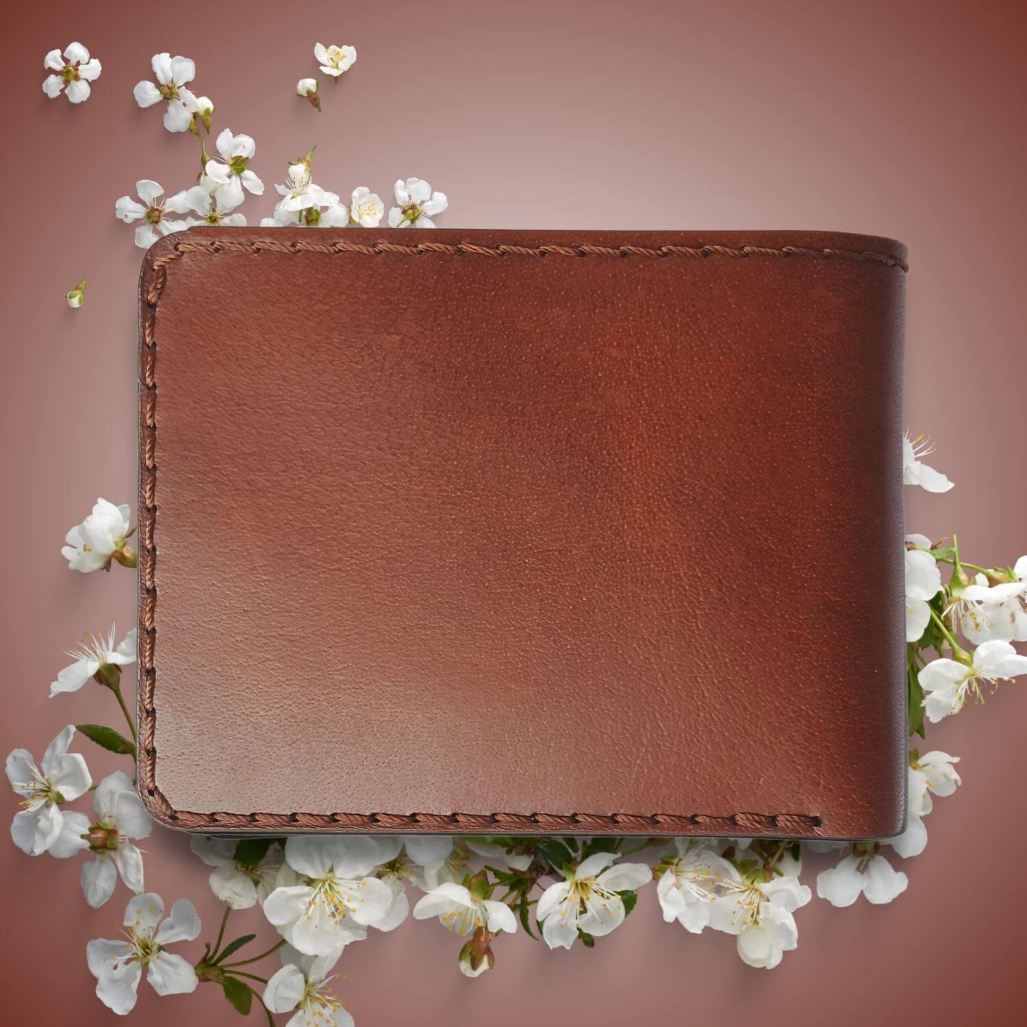 https://cdn.shopify.com/s/files/1/0894/5608/3225/files/bi-fold-wallet-men-vegetable-tanned-full-grain-leather-brown.jpg?v=1770809670