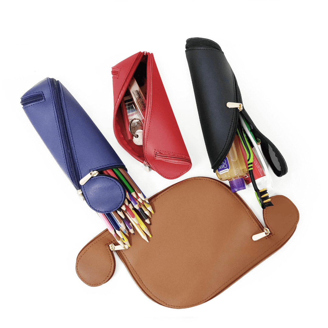 large-triangular-zipper-pouch-leatherette-makeup-toiletry-organizer-4