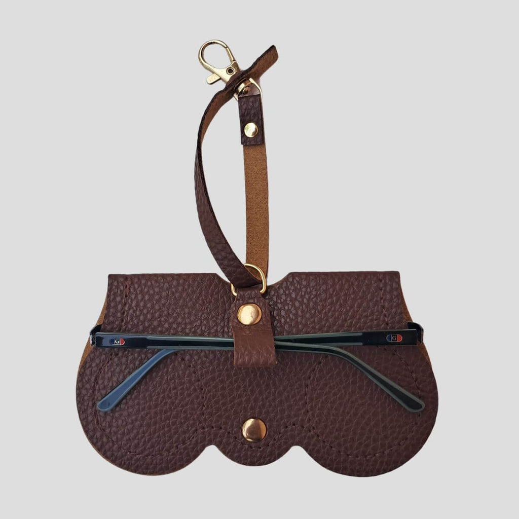 leather-eyeglass-case-1_c58d7923-ba0d-4146-8e38-ae55a4e8931d