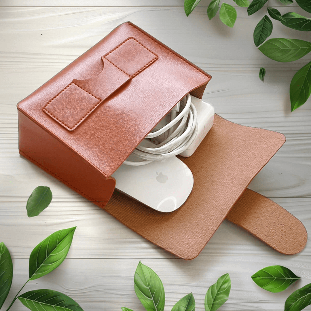 sleek-charger-mouse-keeper-organizer-pouch-1